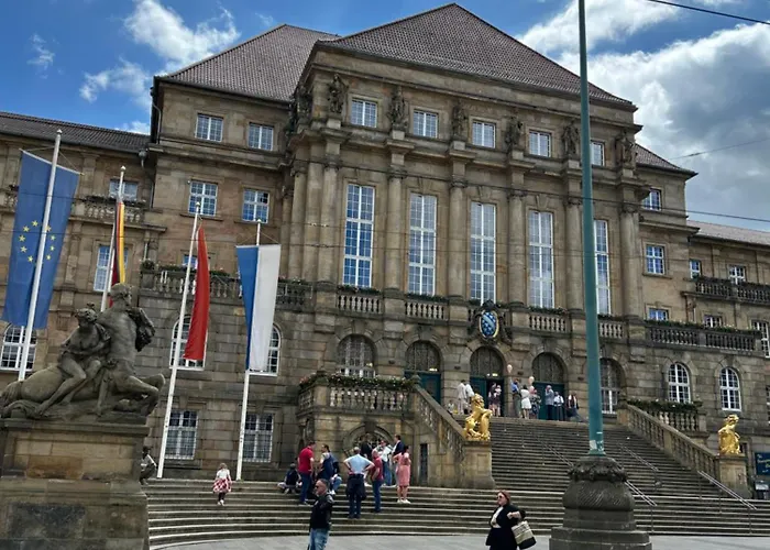 Work, Rest, &comfort- 3 Bedroom * Vellmar